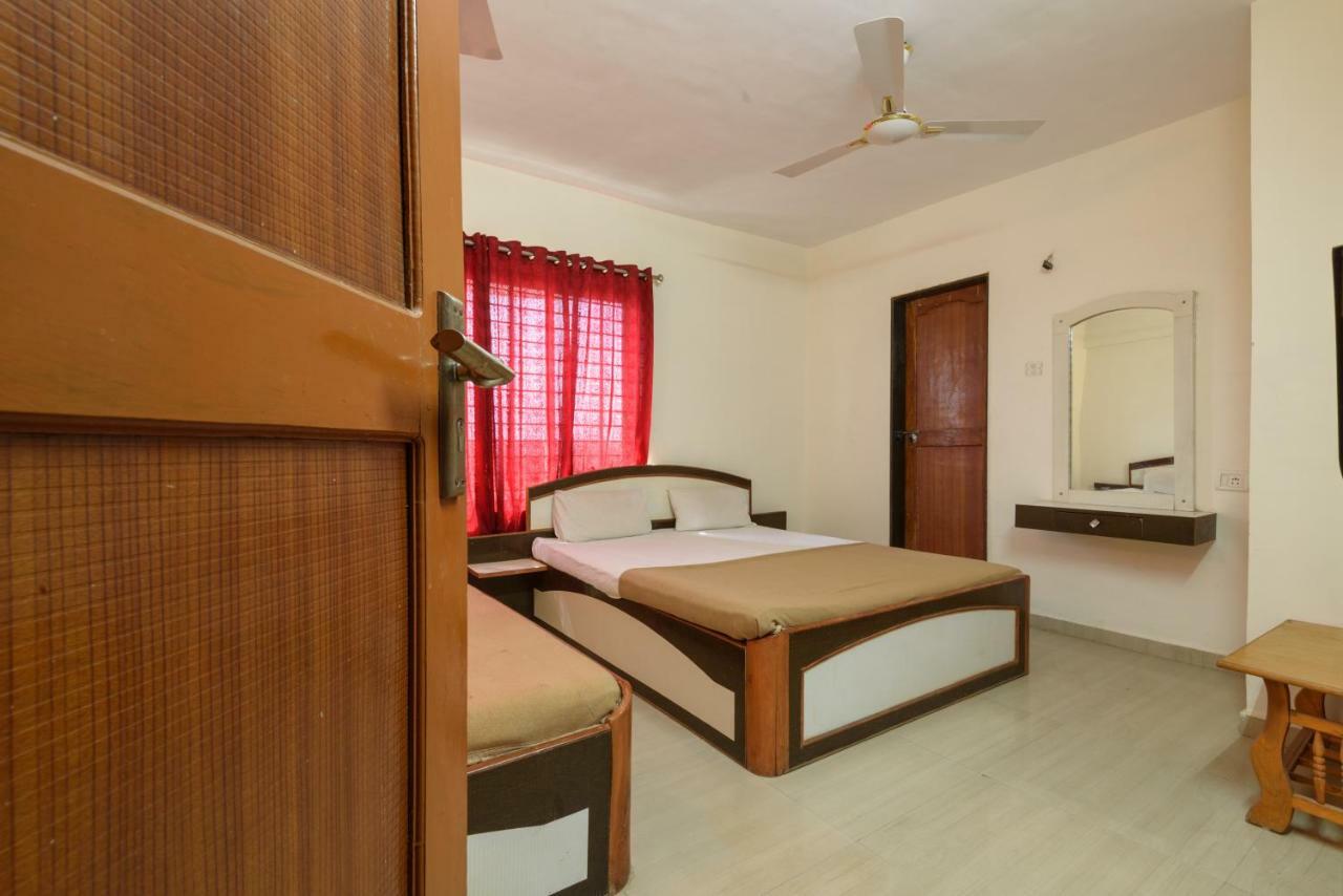 Hotel Sai Shraddha Shirdi Rum bild
