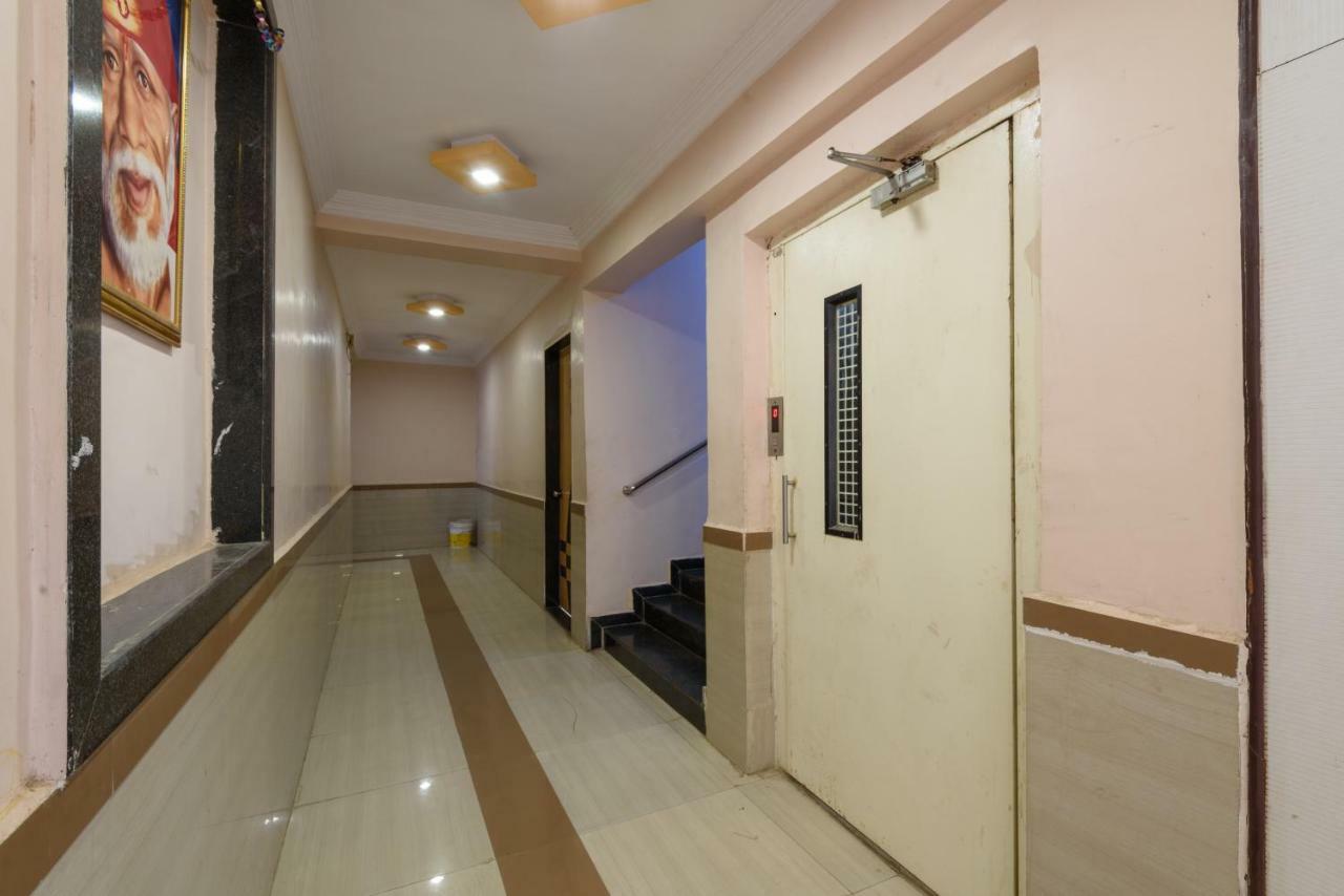 Hotel Sai Shraddha Shirdi Exteriör bild