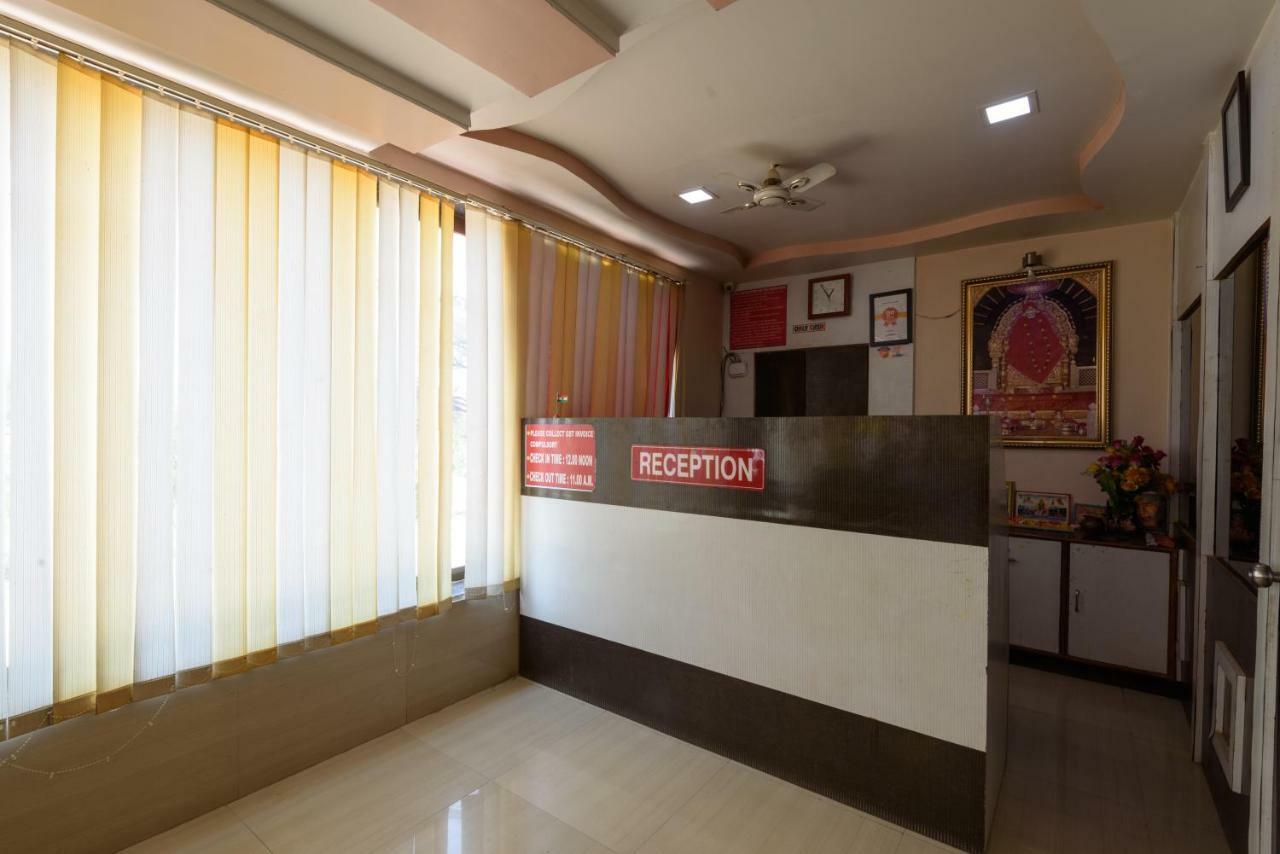 Hotel Sai Shraddha Shirdi Exteriör bild